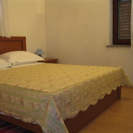 Apartments Lav โปเรช ภายนอก รูปภาพ